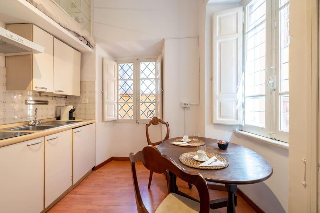 Tiny House Nel Cuore Di Roma Εξωτερικό φωτογραφία