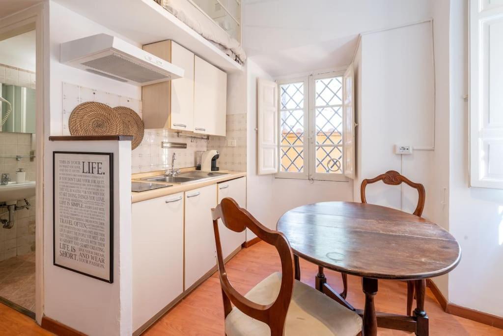 Tiny House Nel Cuore Di Roma Εξωτερικό φωτογραφία